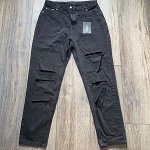 PRETTY LITTLE THING BLACK STRAIGHT LEG JEANS